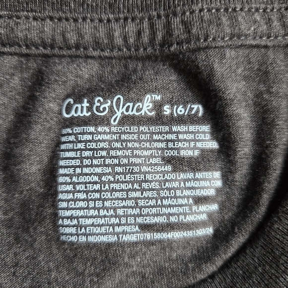 Cat & Jack Astronaut & Cars Long Sleeve T-Shirts set of 2 EUC - Picture 5 of 10